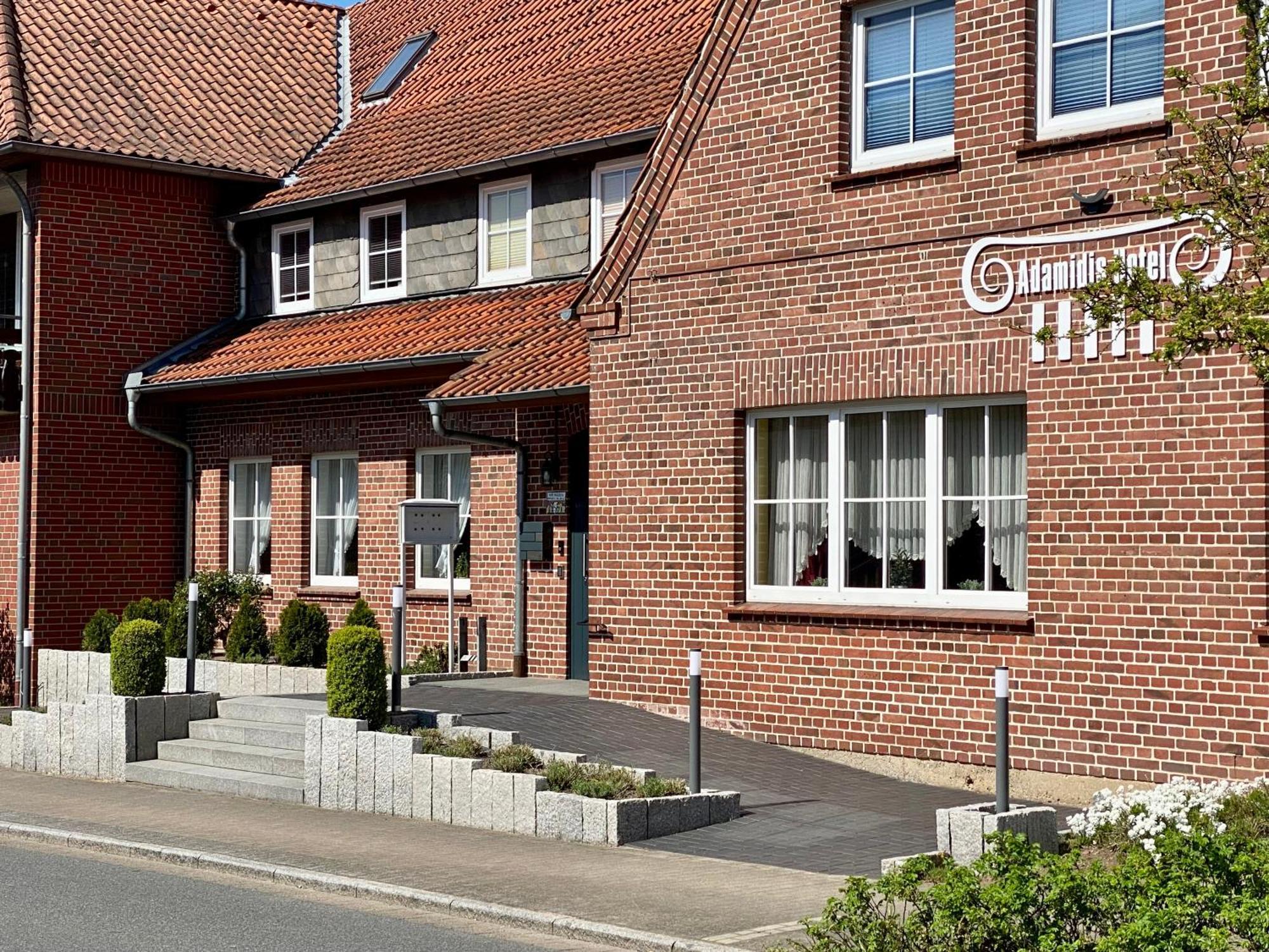 Adamidis Hotel Altenmedingen Exterior foto